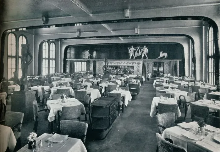 Framed Print : First Class Dining Saloon on board Victoria, 1931 Framed Print : First Class Dining Saloon on board Victoria, 1931