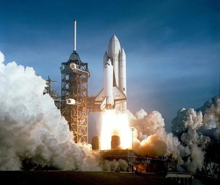 Framed Print : First Space Shuttle Mission launches, Florida, USA, April 12, 1981. Creator: NASA Framed Print : First Space Shuttle Mission launches, Florida, USA, April 12, 1981. Creator: NASA
