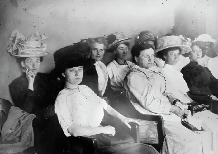 Framed Print : First woman jury, Los Angeles, 1911. Creator: Bain News Service Framed Print : First woman jury, Los Angeles, 1911. Creator: Bain News Service