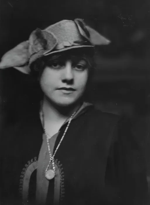 Framed Print : Fisher, Dorothy, Miss, portrait photograph, 1915. Creator: Arnold Genthe Framed Print : Fisher, Dorothy, Miss, portrait photograph, 1915. Creator: Arnold Genthe