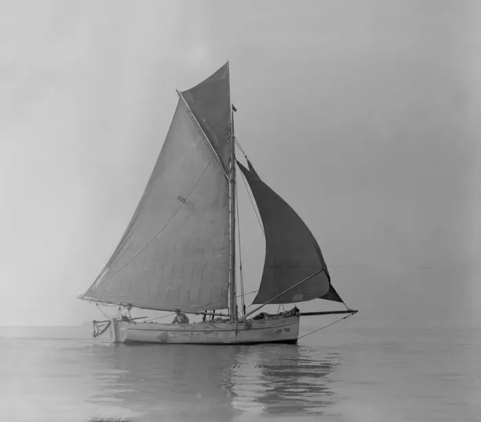 Framed Print : Fishing Smack under sail, 1911. Creator: Kirk & Sons of Cowes Framed Print : Fishing Smack under sail, 1911. Creator: Kirk & Sons of Cowes