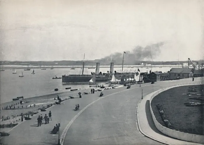 Framed Print : Fleetwood - The Promenade: Departure of the Isle of Man Steamer, 1895 Framed Print : Fleetwood - The Promenade: Departure of the Isle of Man Steamer, 1895