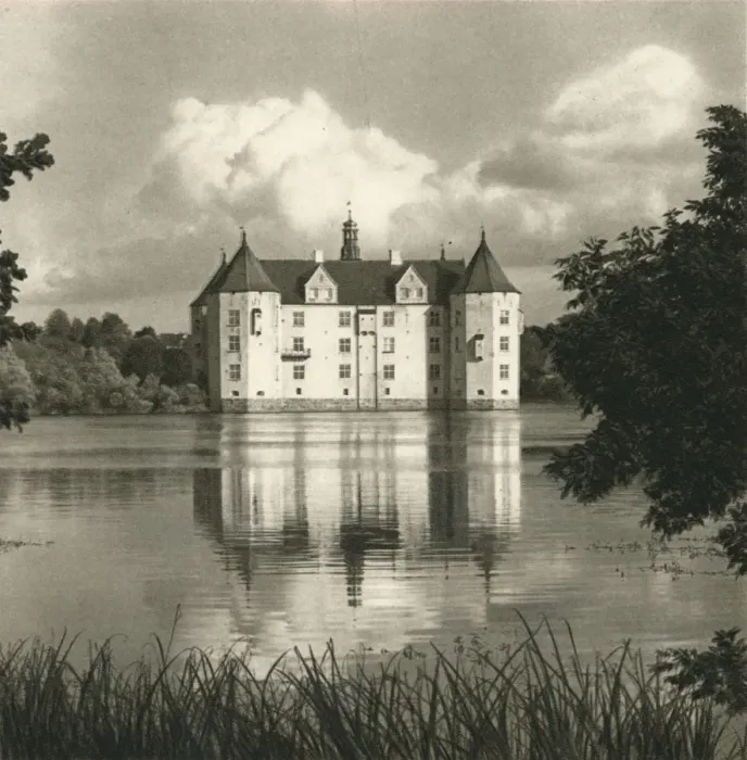 Framed Print : Flensburg (Schlewsig) - Schloss Glucksburg, 1931. Artist: Kurt Hielscher Framed Print : Flensburg (Schlewsig) - Schloss Glucksburg, 1931. Artist: Kurt Hielscher