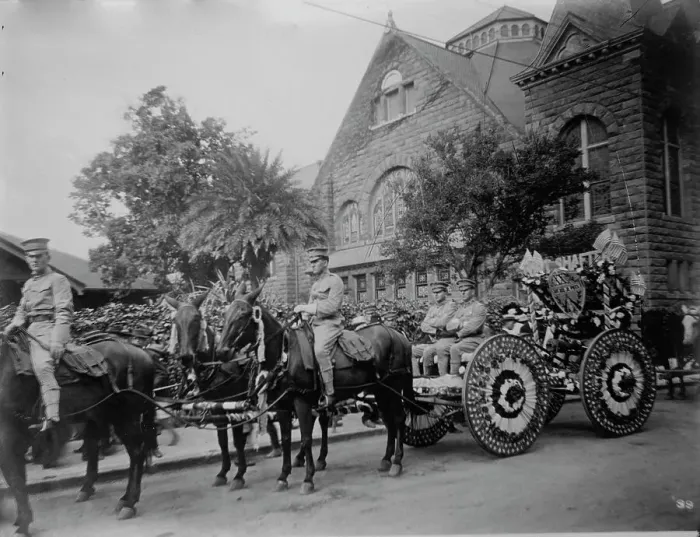 Framed Print : Float representing Fort Shafter, Floral Parade, Honolulu, 1910. Creator: Bain News Service Framed Print : Float representing Fort Shafter, Floral Parade, Honolulu, 1910. Creator: Bain News Service
