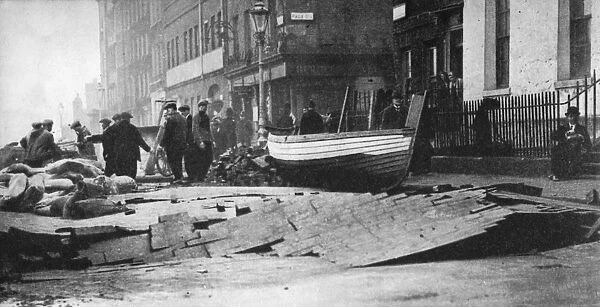Flood damage on the Victoria Embankment, London, 1928 (1936)