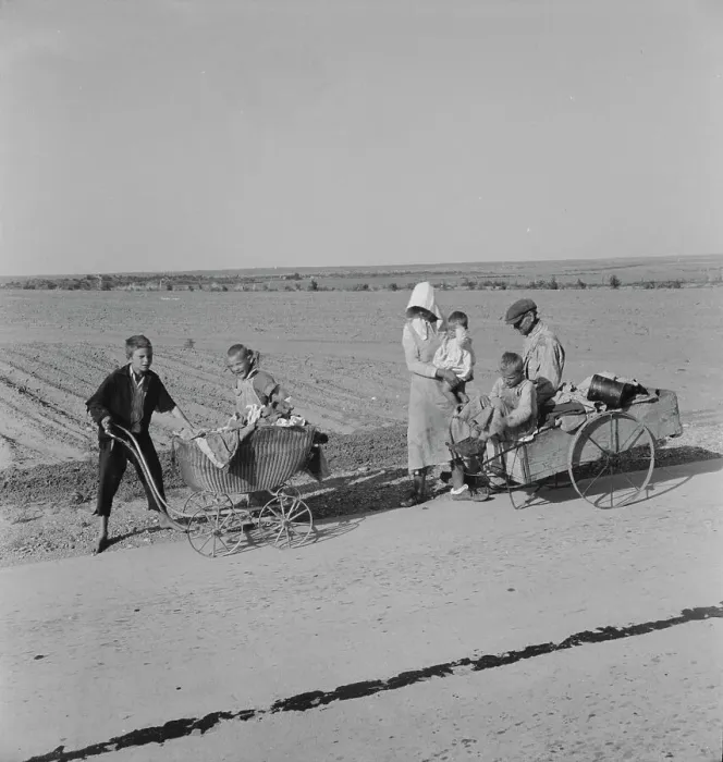 Framed Print : Flood refugee family near Memphis, Texas, 1937. Creator: Dorothea Lange Framed Print : Flood refugee family near Memphis, Texas, 1937. Creator: Dorothea Lange