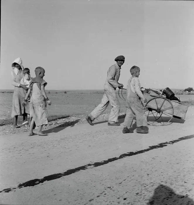 Framed Print : Flood refugee family near Memphis, Texas, 1937. Creator: Dorothea Lange Framed Print : Flood refugee family near Memphis, Texas, 1937. Creator: Dorothea Lange