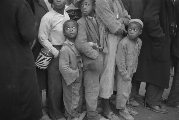 Framed Print : Flood refugees at mealtime, Forrest City, Arkansas, 1937. Creator: Walker Evans Framed Print : Flood refugees at mealtime, Forrest City, Arkansas, 1937. Creator: Walker Evans
