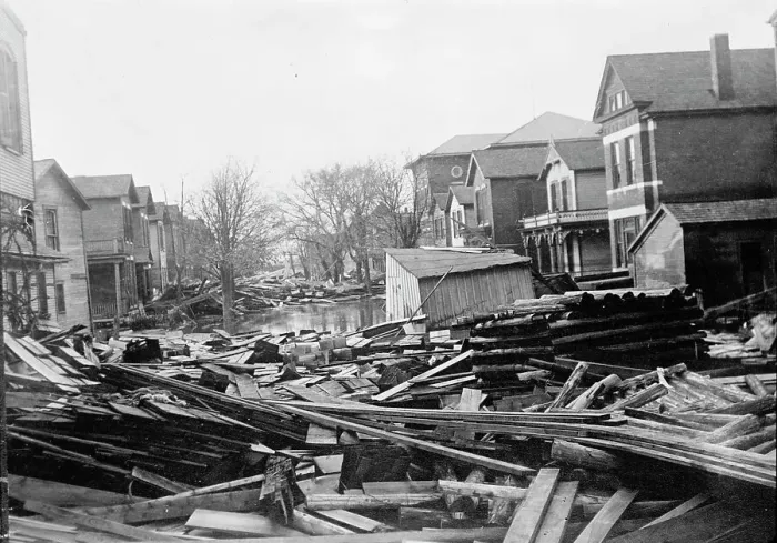 Framed Print : Flood Scenes, Dayton, Ohio?, 1913. Creator: Harris & Ewing. Flood Scenes, Dayton, Ohio?, 1913. Creator: Harris & Ewing Framed Print : Flood Scenes, Dayton, Ohio?, 1913. Creator: Harris & Ewing. Flood Scenes, Dayton, Ohio?, 1913. Creator: Harris & Ewing
