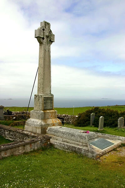 Flora MacDonalds memorial, Kilmuir Graveyard, Skye, Highland, Scotland