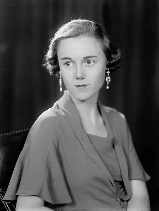 Framed Print : Florence Asher - Portrait, 1933. Creator: Harris & Ewing. Florence Asher - Portrait, 1933. Creator: Harris & Ewing Framed Print : Florence Asher - Portrait, 1933. Creator: Harris & Ewing. Florence Asher - Portrait, 1933. Creator: Harris & Ewing