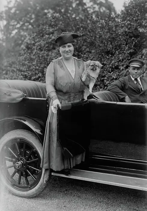 Framed Print : Florence Hinkle, between c1915 and c1920. Creator: Bain News Service Framed Print : Florence Hinkle, between c1915 and c1920. Creator: Bain News Service