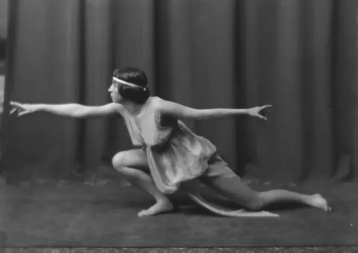 Framed Print : Florence Noyes dancers, between 1915 and 1918. Creator: Arnold Genthe Framed Print : Florence Noyes dancers, between 1915 and 1918. Creator: Arnold Genthe