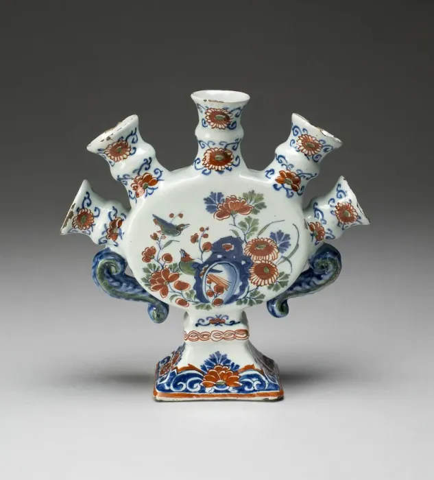 Framed Print : Flower Vase (one of a pair), Delft, c. 1700 / 22. Creator: De Griekesche A Framed Print : Flower Vase (one of a pair), Delft, c. 1700 / 22. Creator: De Griekesche A