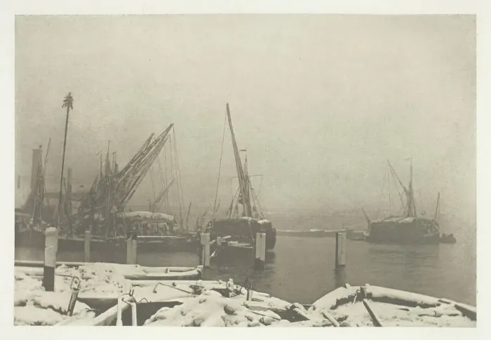 Framed Print : A Foggy Day on the Thames, c. 1889, printed October 1889. Creator: Joseph Gale Framed Print : A Foggy Day on the Thames, c. 1889, printed October 1889. Creator: Joseph Gale
