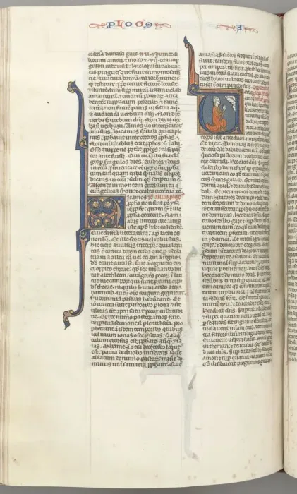 Framed Print : Fol. 354v, Amos, historiated initial V, Amos kneeling in prayer, bust of God above, c Framed Print : Fol. 354v, Amos, historiated initial V, Amos kneeling in prayer, bust of God above, c