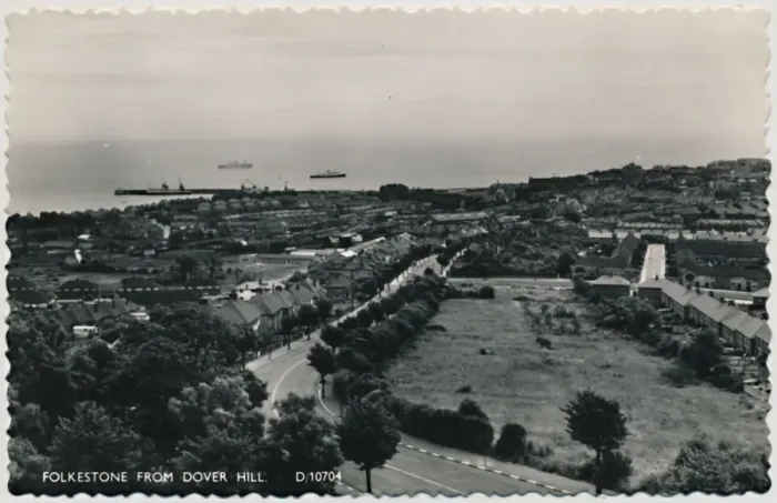 Framed Print : Folkestone from Dover Hill, late 19th-early 20th century Framed Print : Folkestone from Dover Hill, late 19th-early 20th century