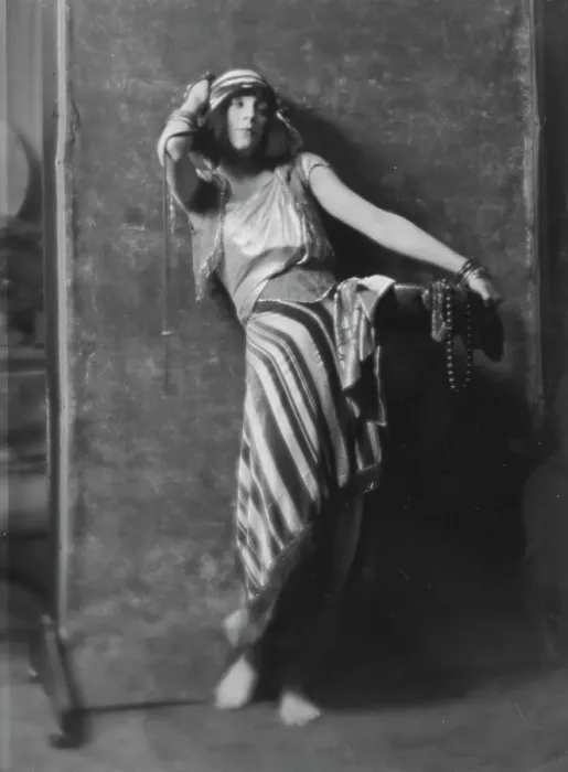 Framed Print : Fontaine, Miss, 1916 Feb. 2. Creator: Arnold Genthe Framed Print : Fontaine, Miss, 1916 Feb. 2. Creator: Arnold Genthe