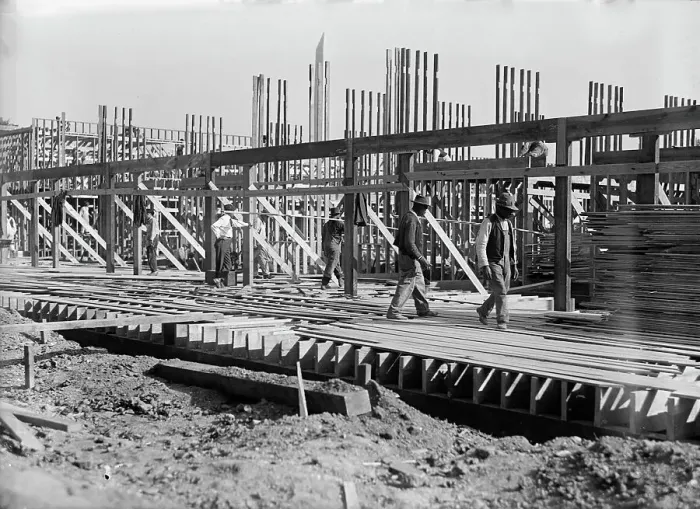 Framed Print : Food Administration, U.S. Construction of Headquarters Building, 1917. Creator: Harris & Ewing. Food Administration, U.S. Construction of Headquarters Building, 1917. Creator: Harris & Ewing Framed Print : Food Administration, U.S. Construction of Headquarters Building, 1917. Creator: Harris & Ewing. Food Administration, U.S. Construction of Headquarters Building, 1917. Creator: Harris & Ewing
