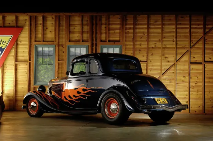Framed Print : Ford Custom 1934. Artist: Simon Clay Framed Print : Ford Custom 1934. Artist: Simon Clay