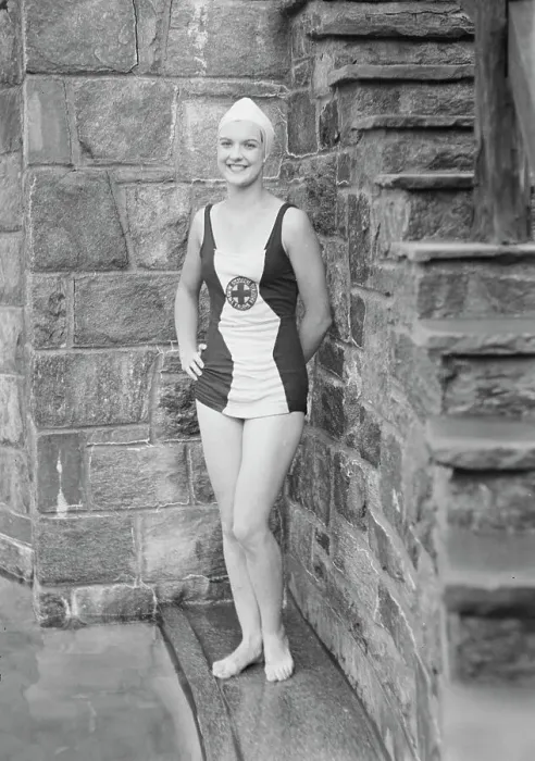 Framed Print : Ford, Elsie, Miss, standing outdoors in a bathing suit, 1932 July. Creator: Arnold Genthe