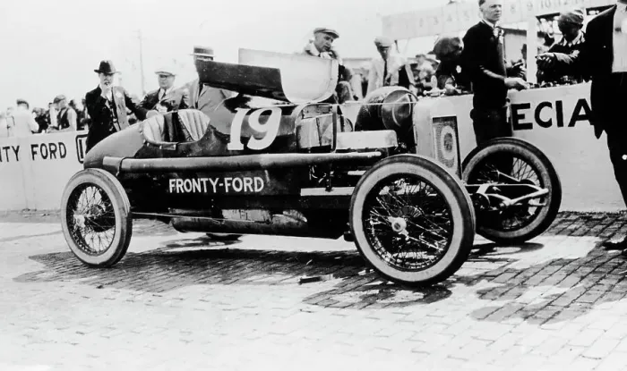 Framed Print : Ford Fronty-Ford, Indianapolis, Indiana, USA, 1922 Framed Print : Ford Fronty-Ford, Indianapolis, Indiana, USA, 1922