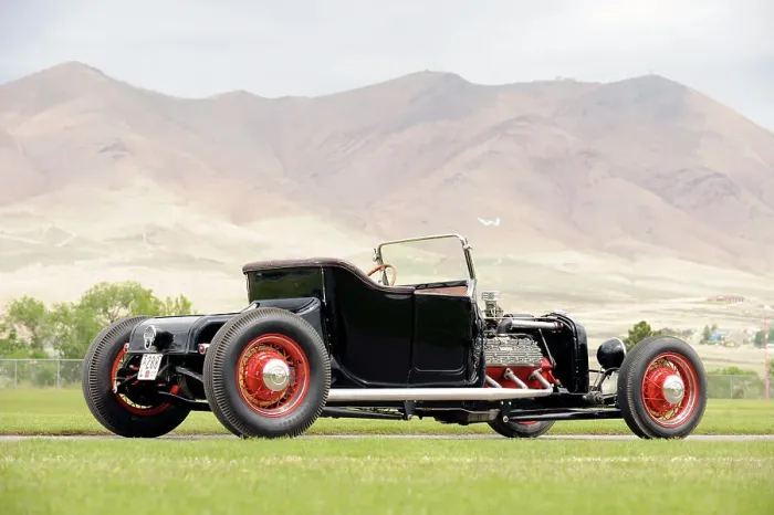 Framed Print : Ford racer 1925. Artist: Simon Clay Framed Print : Ford racer 1925. Artist: Simon Clay