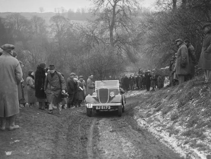 Framed Print : Ford V8 open tourer of H Hillcoat competing at the Sunbac Colmore Trial, Gloucestershire, 1933 Framed Print : Ford V8 open tourer of H Hillcoat competing at the Sunbac Colmore Trial, Gloucestershire, 1933