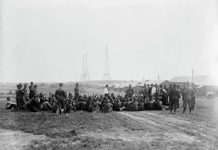 Framed Print : Fort McHenry - Groups, 1917. Creator: Harris & Ewing. Fort McHenry - Groups, 1917. Creator: Harris & Ewing Framed Print : Fort McHenry - Groups, 1917. Creator: Harris & Ewing. Fort McHenry - Groups, 1917. Creator: Harris & Ewing