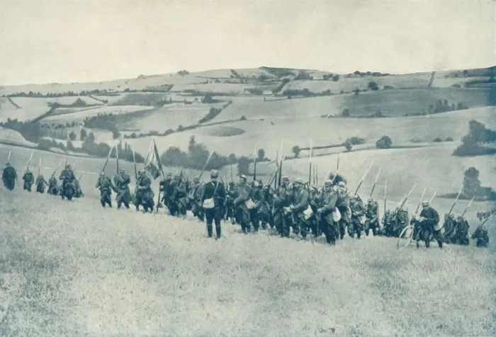 Framed Print : Forward with the Tricolour: French Infantry advance to Meet the Enemy, 1916. Creator: Unknown Framed Print : Forward with the Tricolour: French Infantry advance to Meet the Enemy, 1916. Creator: Unknown