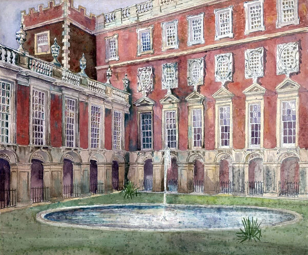 Fountain at Hampton Court Palace