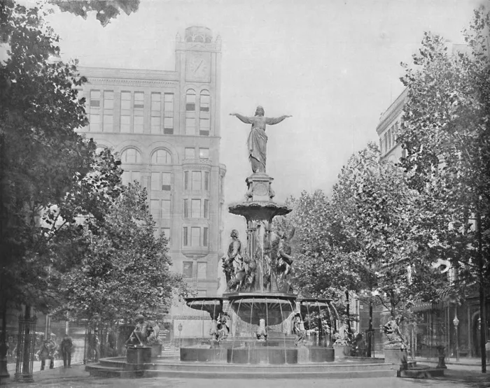 Framed Print : Fountain Square, Cincinnati, Ohio, c1897. Creator: Unknown Framed Print : Fountain Square, Cincinnati, Ohio, c1897. Creator: Unknown