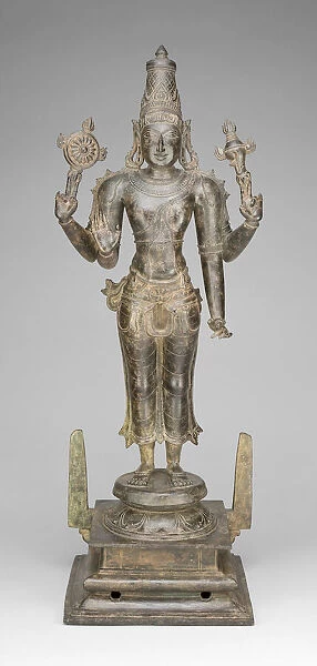 Four-Armed God Vishnu Holding Discus and Conch, Vijayanagar period, 15th century