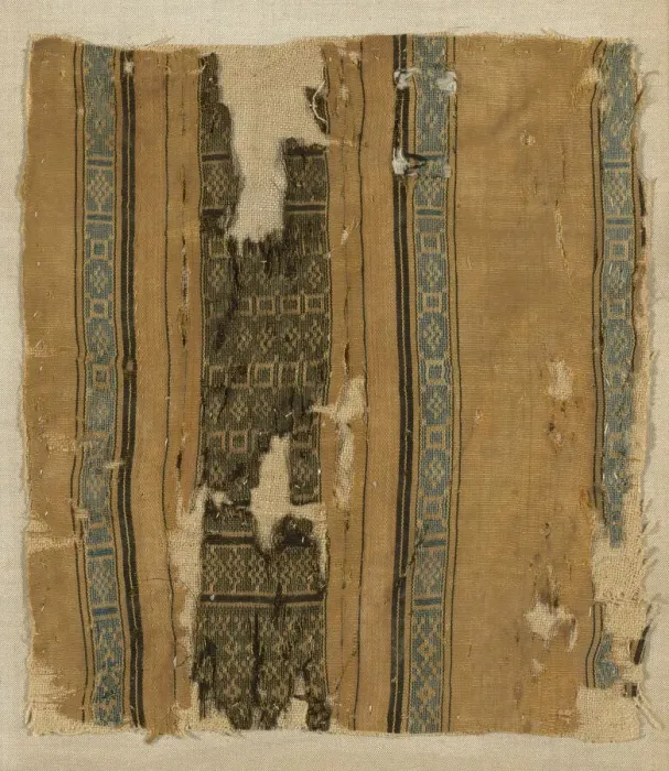 Framed Print : Fragment, Egypt, Ayyubid period (1171-1250) / Mamluk period (1250-1517), 13th century Framed Print : Fragment, Egypt, Ayyubid period (1171-1250) / Mamluk period (1250-1517), 13th century