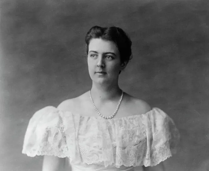Framed Print : Frances F. Cleveland, head-and-shoulders portrait, facing left, c1897. Creator: Frances Benjamin Johnston Framed Print : Frances F. Cleveland, head-and-shoulders portrait, facing left, c1897. Creator: Frances Benjamin Johnston