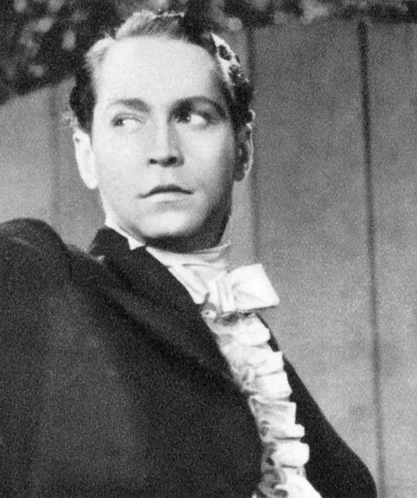 Framed Print : Franchot Tone, American film and stage actor, 1934-1935 Framed Print : Franchot Tone, American film and stage actor, 1934-1935
