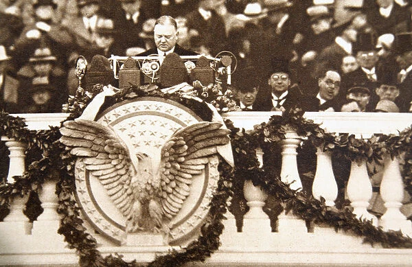 Frank Billings Kellogg, former US Ambassador to Great Britain, making a speech, 1928