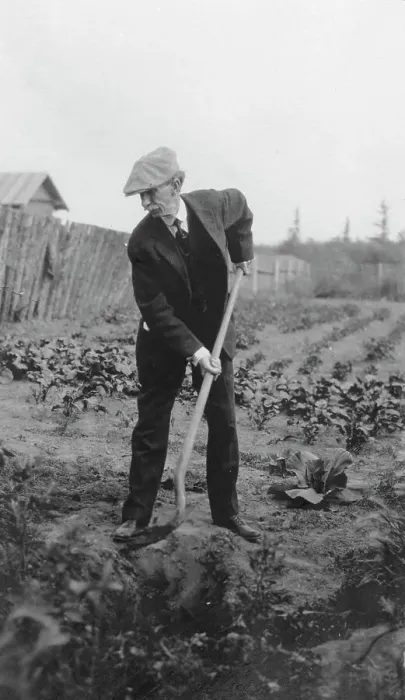 Framed Print : Frank G. Carpenter in a garden, between c1900 and 1916. Creator: Unknown Framed Print : Frank G. Carpenter in a garden, between c1900 and 1916. Creator: Unknown