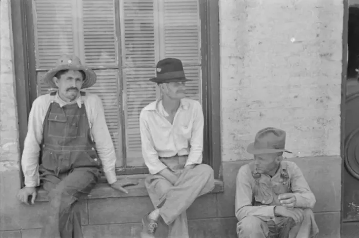 Framed Print : Frank Tengle, Bud Fields, and Floyd Burroughs... Hale County, Alabama, 1936. Creator: Walker Evans Framed Print : Frank Tengle, Bud Fields, and Floyd Burroughs... Hale County, Alabama, 1936. Creator: Walker Evans