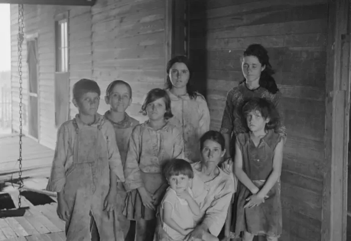 Framed Print : Frank Tengle family, Hale County, Alabama. Sharecroppers, 1936. Creator: Walker Evans Framed Print : Frank Tengle family, Hale County, Alabama. Sharecroppers, 1936. Creator: Walker Evans