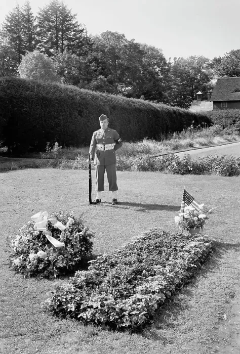Framed Print : Franklin D. Roosevelt, residence in Hyde Park, New York, 1945. Creator: Gottscho-Schleisner, Inc Framed Print : Franklin D. Roosevelt, residence in Hyde Park, New York, 1945. Creator: Gottscho-Schleisner, Inc