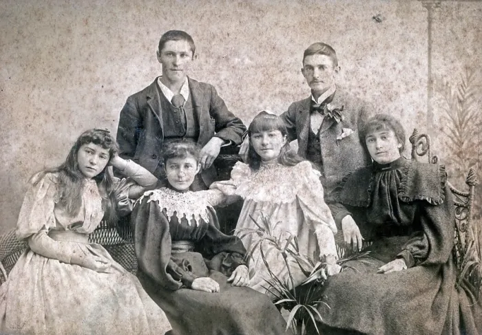 Framed Print : Fred & Bert Newland with sisters Ethel, Grace and Nell, any mother or foster carer, c1900s. Creator: Unknown Framed Print : Fred & Bert Newland with sisters Ethel, Grace and Nell, any mother or foster carer, c1900s. Creator: Unknown