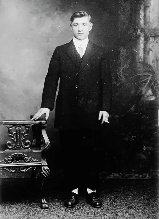 Framed Print : Fred Caralunas, between c1915 and 1918. Creator: Bain News Service Framed Print : Fred Caralunas, between c1915 and 1918. Creator: Bain News Service