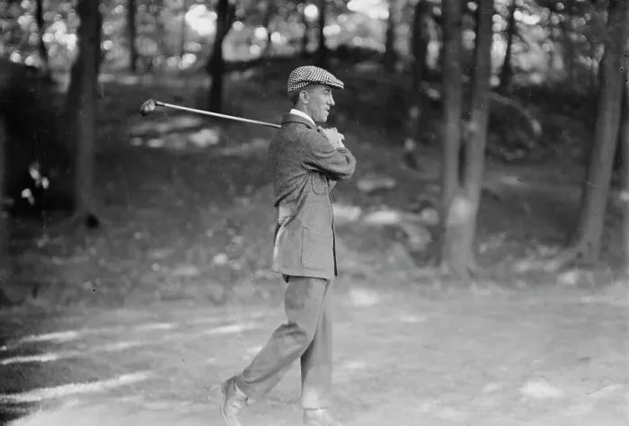 Framed Print : Fred McLeod - golf, between c1910 and c1915. Creator: Bain News Service Framed Print : Fred McLeod - golf, between c1910 and c1915. Creator: Bain News Service