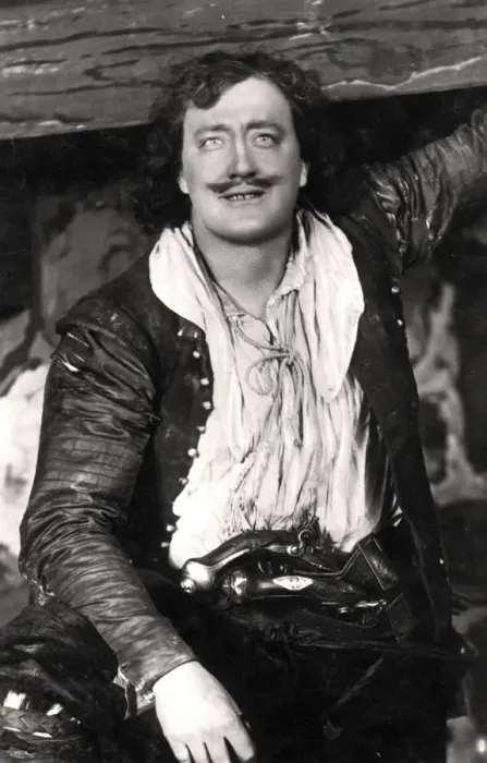 Framed Print : Fred Terry (1863-1933), English actor, early 20th century. Artist: Ellis & Walery Framed Print : Fred Terry (1863-1933), English actor, early 20th century. Artist: Ellis & Walery