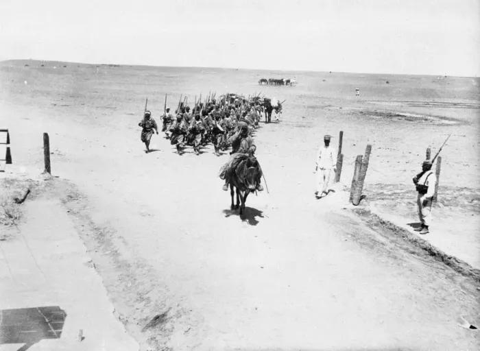 Framed Print : The French Foreign Legion on manoeuvres, Boudenib, Morocco, 1911 Framed Print : The French Foreign Legion on manoeuvres, Boudenib, Morocco, 1911