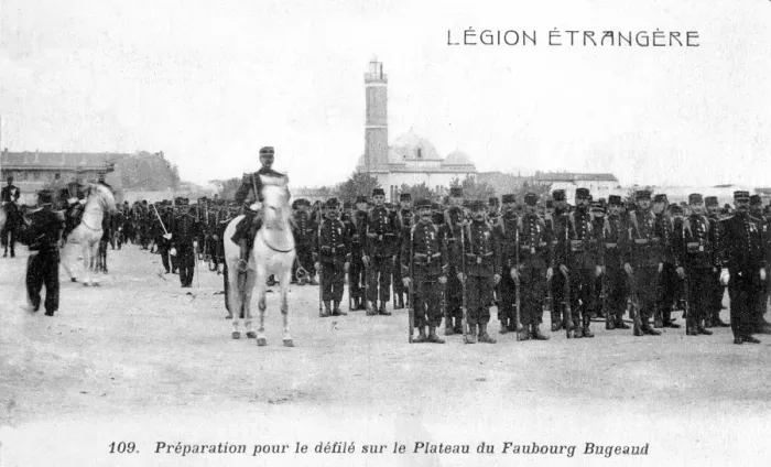 Framed Print : French Foreign Legion preparing to march on the Plateau Faubourg Bugeaud, Algeria, 20th century Framed Print : French Foreign Legion preparing to march on the Plateau Faubourg Bugeaud, Algeria, 20th century