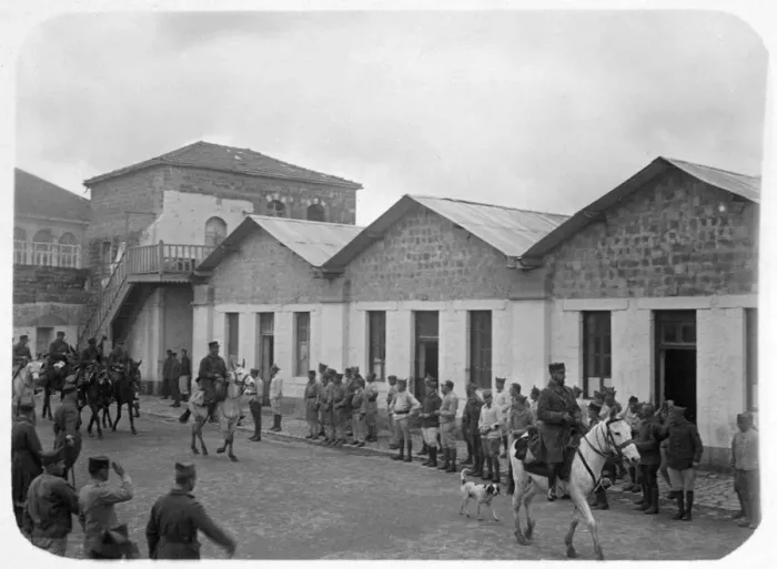 Framed Print : The French Foreign Legion in Syria, 20th century Framed Print : The French Foreign Legion in Syria, 20th century