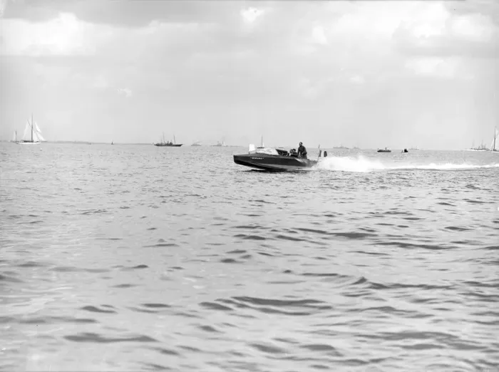 Framed Print : The French hydroplane Despujols II, 1913. Creator: Kirk & Sons of Cowes Framed Print : The French hydroplane Despujols II, 1913. Creator: Kirk & Sons of Cowes