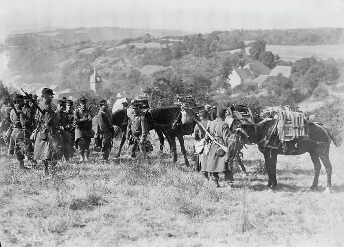 Framed Print : French Mitrailleuse Detachment, between c1914 and c1915. Creator: Bain News Service